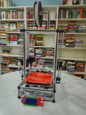LUUMI: 3D Printed Lamps - our first printer