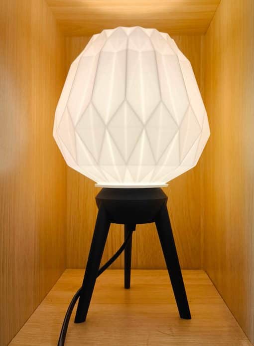 LUUMI: 3D Printed Lamps Ori lamp with legs stand