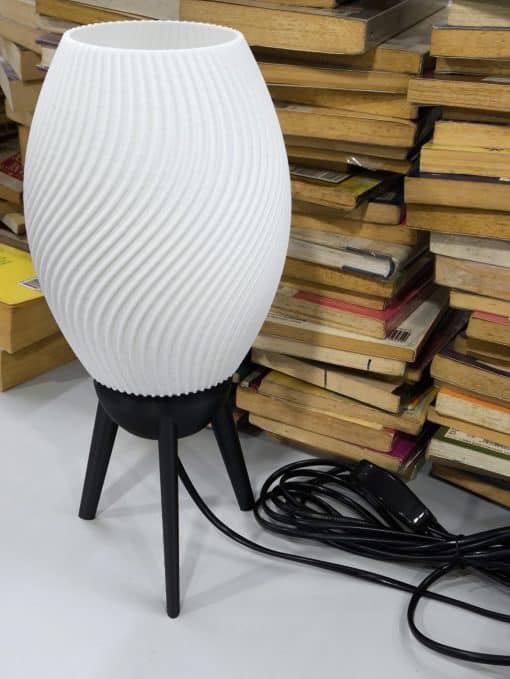 LUUMI: 3D Printed Lamps Wave lamp with legs stand and long wire